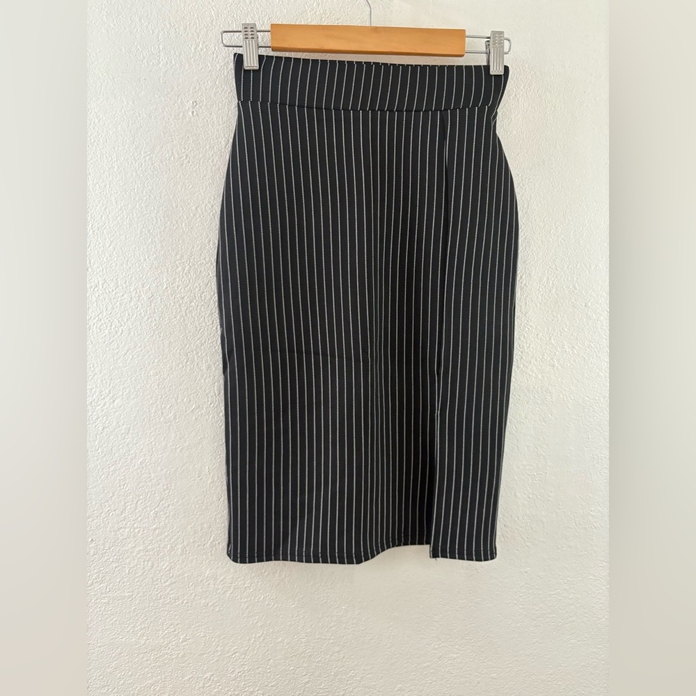 Mia Rose stripes pencil skirt size S